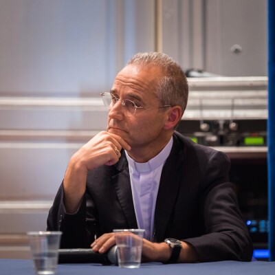 Le Cardinal Jean-Paul Vesco cover
