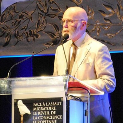 Renaud Camus : "La fierté contre la repentance" (2016) cover