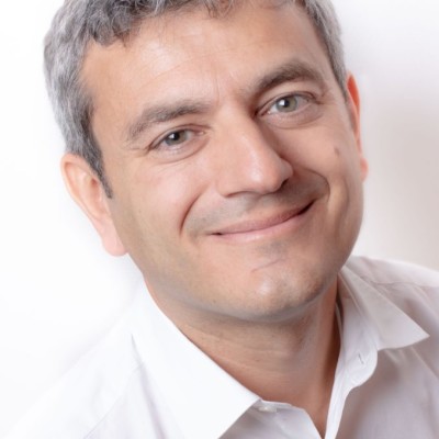 Raphael, directeur d'International santé, parle du "budget santé" chez les expats cover