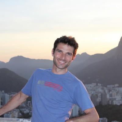 David, correspondant a Rio de Janeiro, Brésil, parle de la situation sanitaire. cover