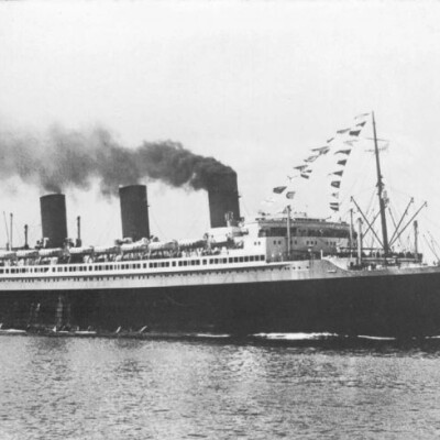 Une invention, une histoire : sur les traces du bateau à vapeur en Île-de-France! cover