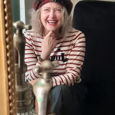 Qui est Isabelle Camus, rédactrice et créatrice de "Jugeote, le média qui en a !" cover