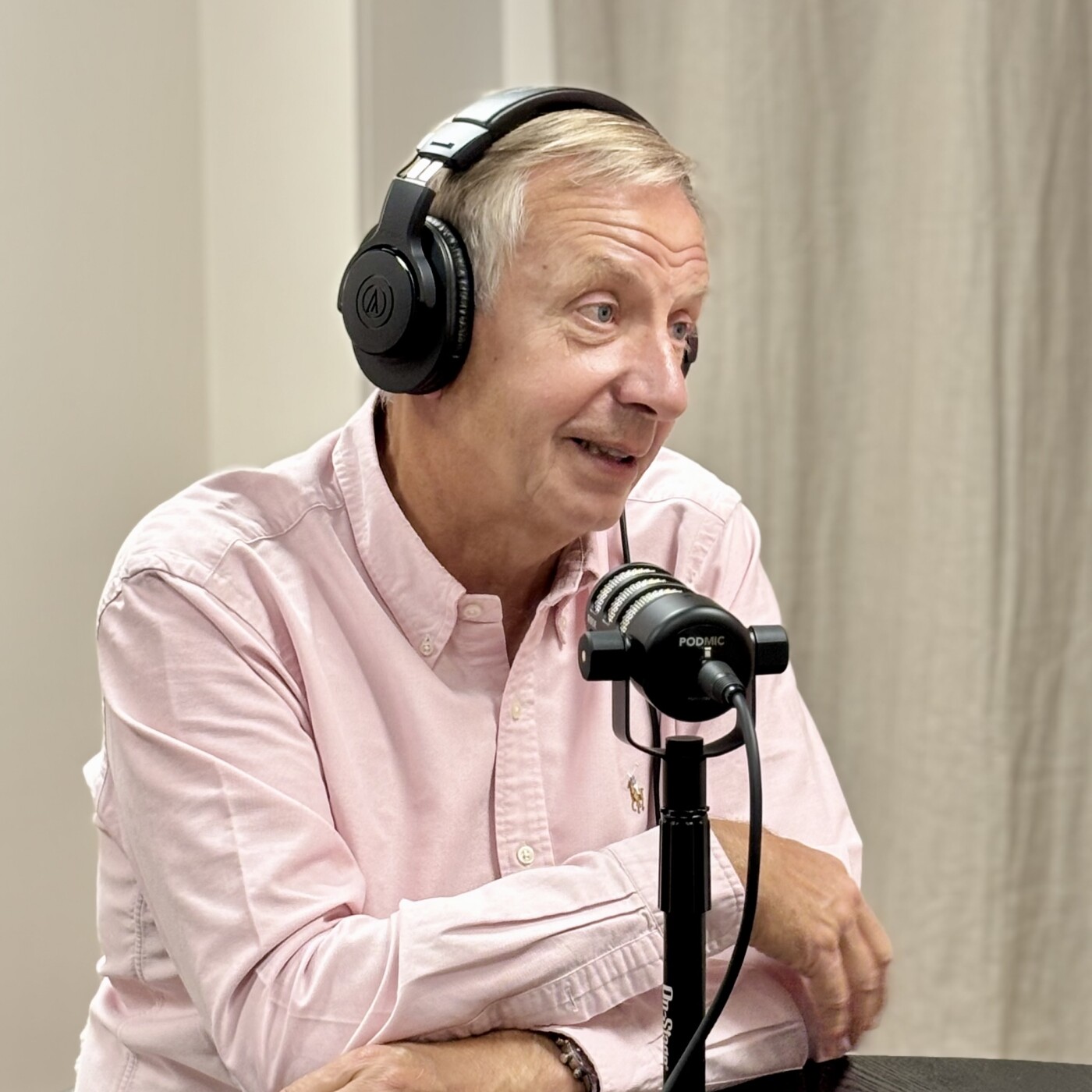 %2370 BRUNO HUG DE LARAUZE : son parcours exceptionnel
