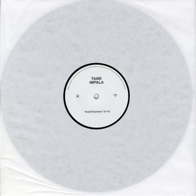 TAME IMPALA REMPORTE LE GRAMMY DU MEILLEUR TITRE ÉLECTRO AVEC "END OF SUMMER" cover