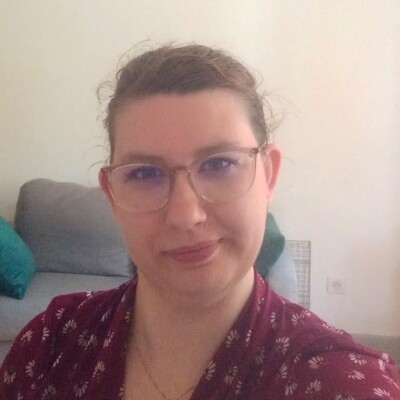 Ep 48 : Rose, 26 ans, comment elle gère le parcours pma et les conflits avec ses parents cover
