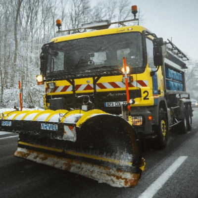 Hiver : des centaines de saleuses mobilisées cover