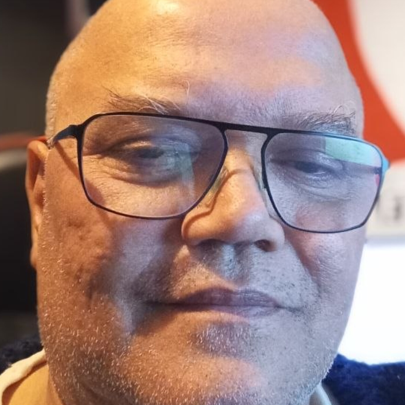 LA WEB RADIO BALLAR ET BOUGER CATALUNYA présente la réflexion de julien, la justice episode artwork
