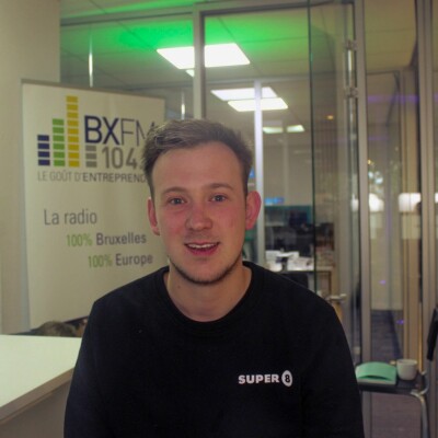 Emission Horeca Au Knop - Julien Delmas - Knop cover