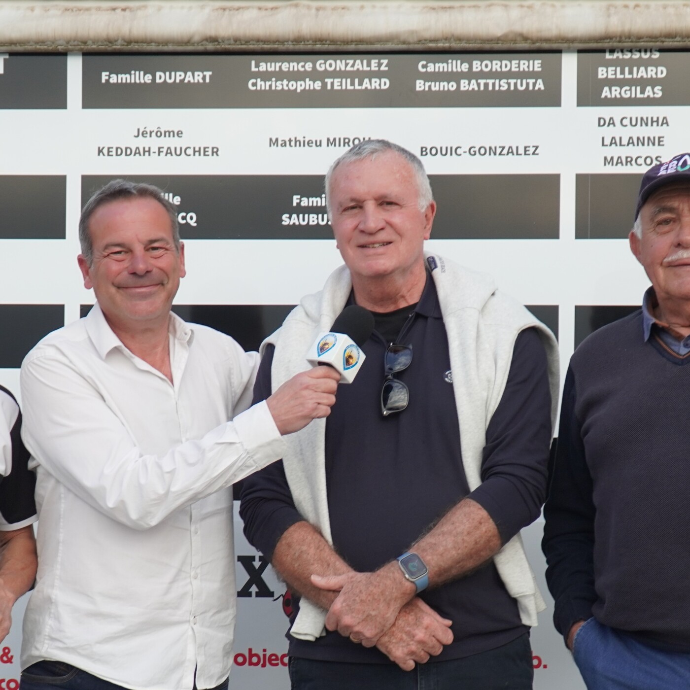 Depuis l'UAGM Rugby, Pierre Dupart, Christian Phalippou et Jean-Luc Combecave nous présentent le Mur Solidaire et son importance episode artwork