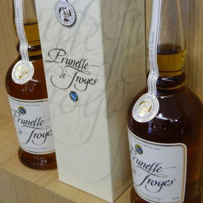 # DYNAMYK - PRUNELLE DE TROYES cover