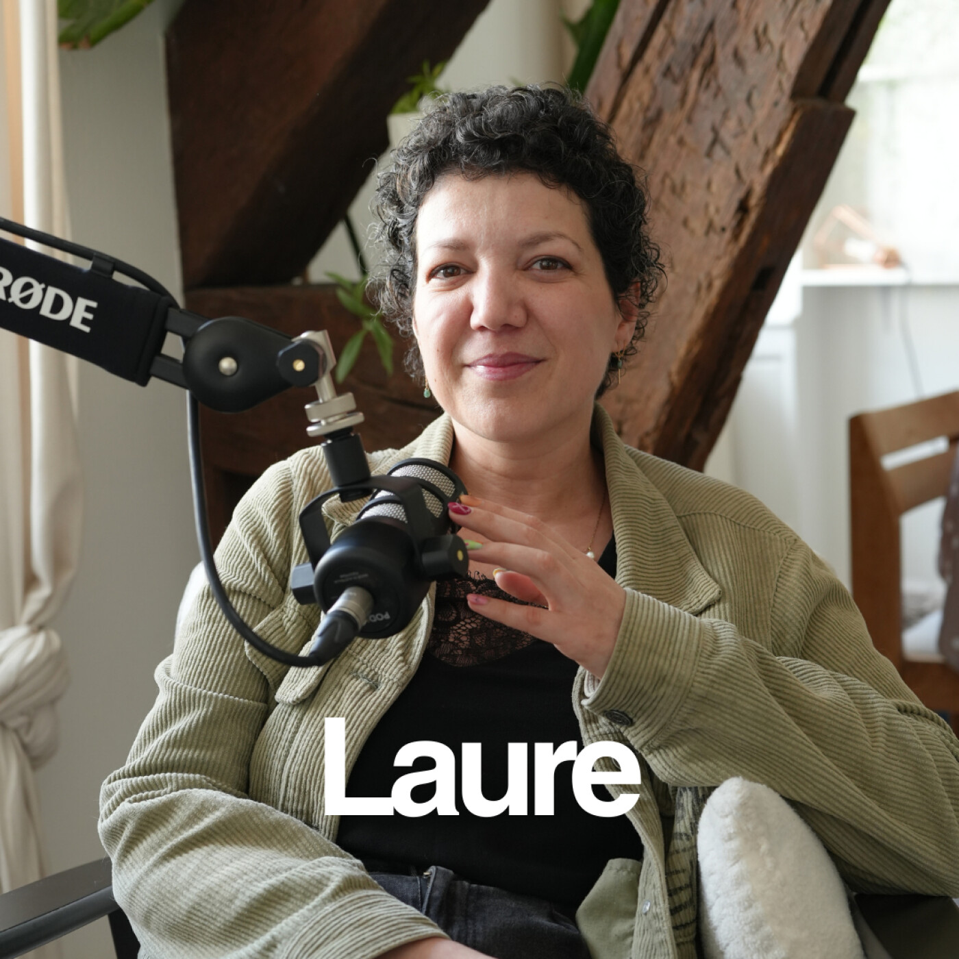 #56 Touchée par un cancer du sein, Laure, 35 ans, court le Semi Marathon de Paris ce dimanche episode artwork