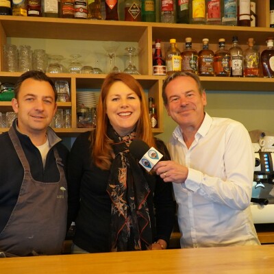 Sur le port de La Teste, Guillaume nous présente ses spécialités et les grandes nouveautés à venir déguster dans son restaurant Pilotis cover