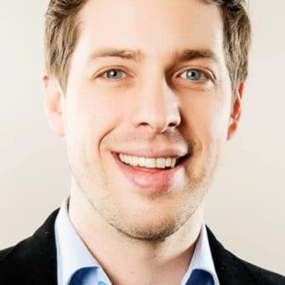 Obtenir 80% d’ouverture en marketing par courriel, c’est possible! – David Grégoire de Snapshop | L’Accélérateur #051 cover