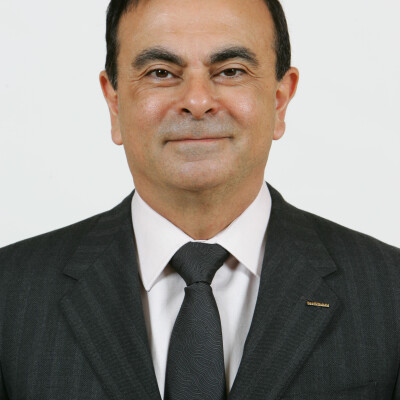 S01E03 Avantage concurrentiel ou ce que nous a appris Carlos Ghosn en se faisant la malle cover