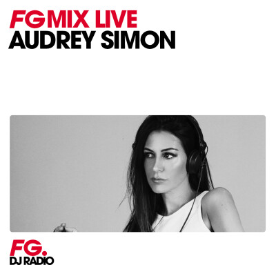 ITW & MIX : AUDREY SIMON cover