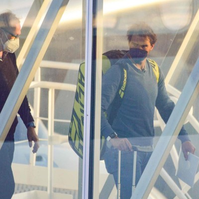 Quarantaine stricte à Melbourne et les victoires de De Minaur, Hurkacz et Sabalenka cover