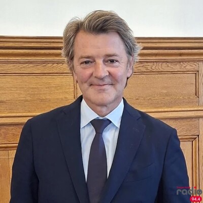 L'INVITÉ DU 6/9 - François Baroin, l actu EPR cover