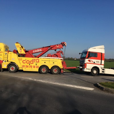 Dépanneur : "En cas de panne, on doit y aller !" cover