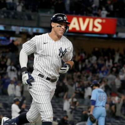 MLB: Já podemos nos empolgar com os Yankees? (Podcast The Playoffs #29) cover
