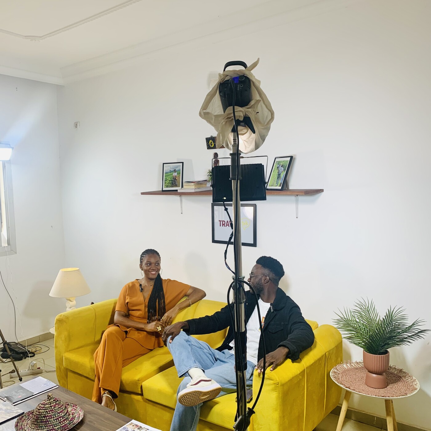 Romantiser le Cameroun : le combat doux de Johane ABK | Travel talk by Dyscova episode artwork