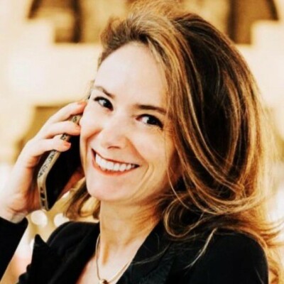 Interview Guilaine Depis Agence de Relations Publiques à Paris cover