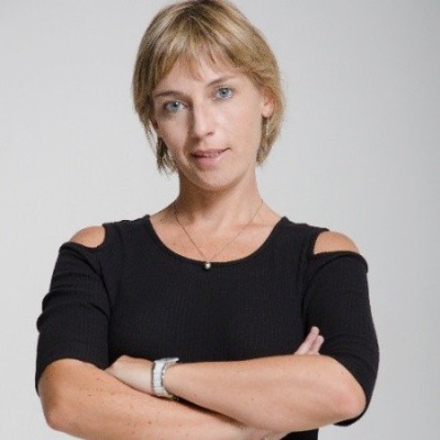 Nadia, depuis Barcelone, présente son blog Conjoints d'Expat - 30 04 2021 - StereoChic Radio cover