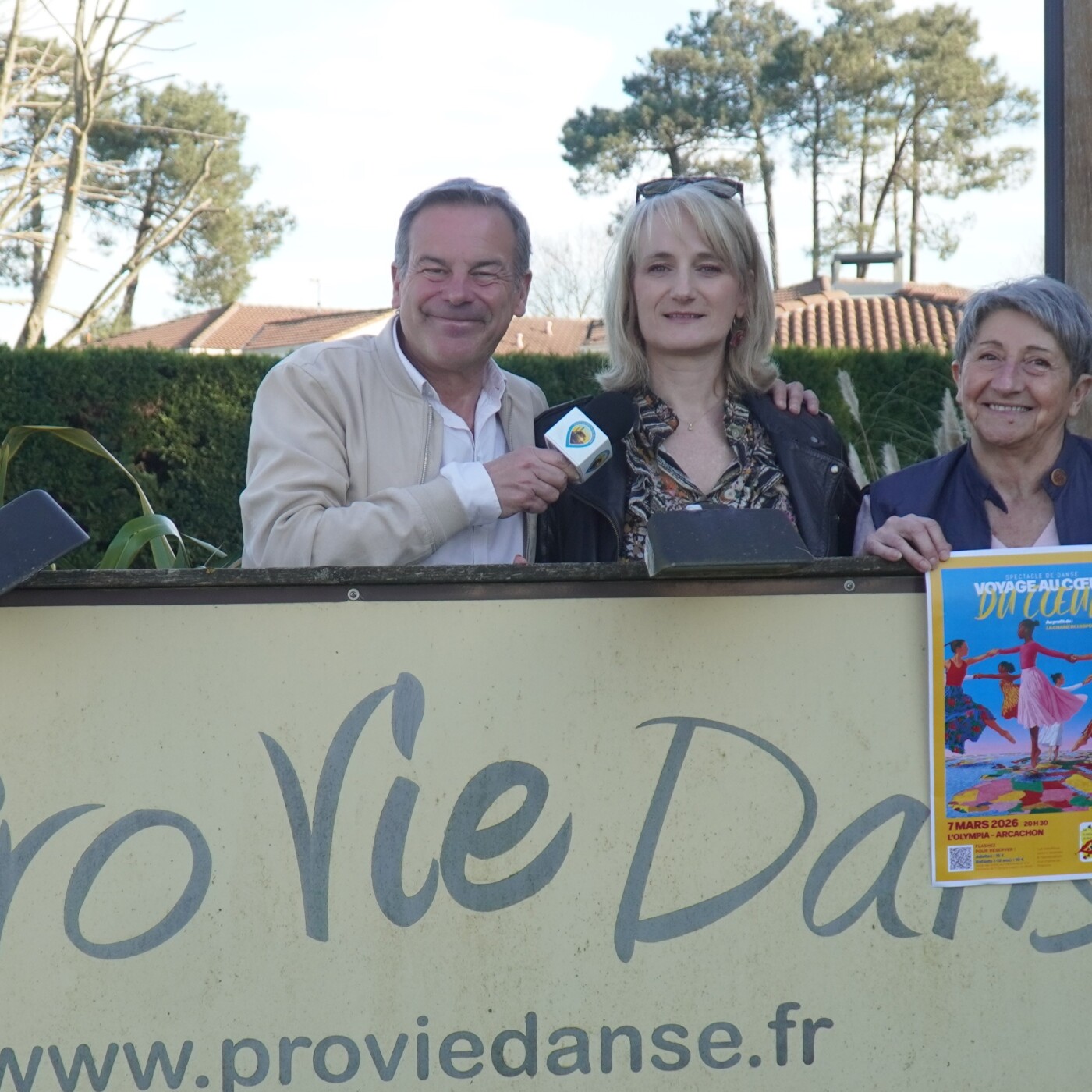 Ce samedi 7 mars à l'Olympia d'Arcachon, le spectacle Coeur à Rire va réunir 12 compagnies de danse. Eliane et Sandra nous le présentent episode artwork