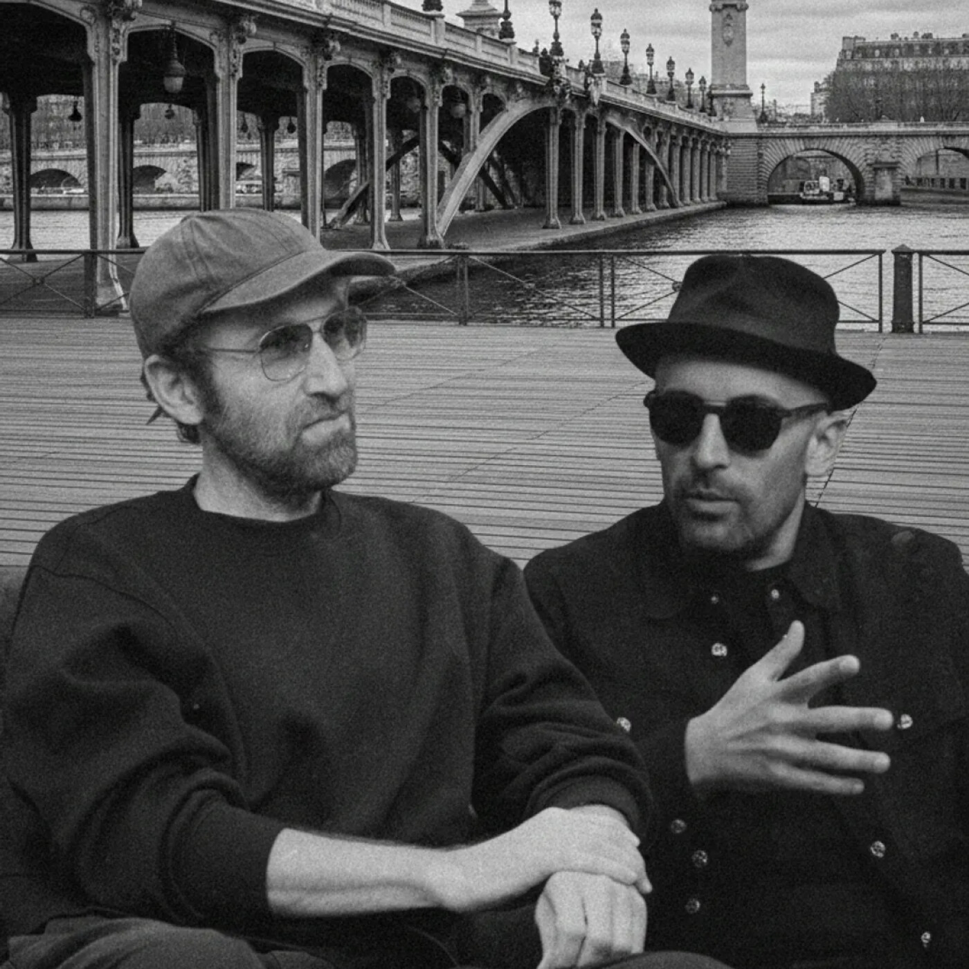 THOMAS BANGALTER VA SONORISER LA CAVERNE DE JR À PARIS ! episode artwork