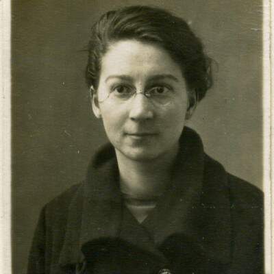 EP 11 - La résistante de l'ombre : Rose Valland. cover