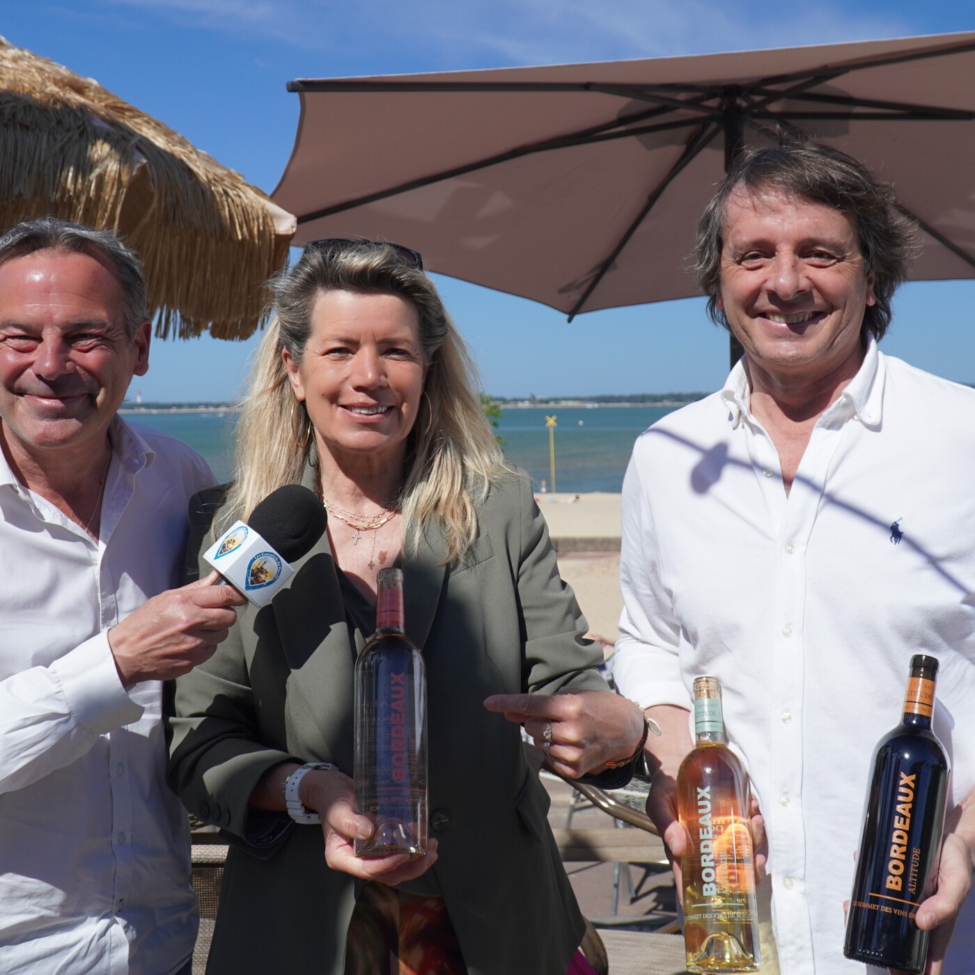 Depuis l'emblématique Bar du Soleil à Arcachon, Laurent et Annie nous détaillent les accords Mets-Vins avec la gamme du Bordeaux Altitude episode artwork