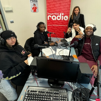 E2C RADIO - Du vendredi 17 novembre 2023 cover