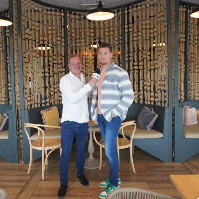 Depuis le restaurant Maison Gibbon à La Teste, le Chef Yann Emery nous présente les lieux, ses spécialités et les Braseros cover