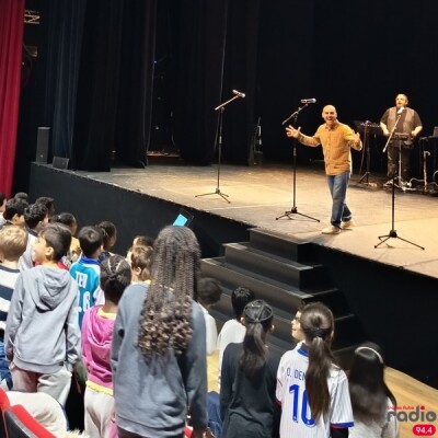 L'INFO DU JOUR - Apprendre à écrire une chanson avec Yves Romao cover