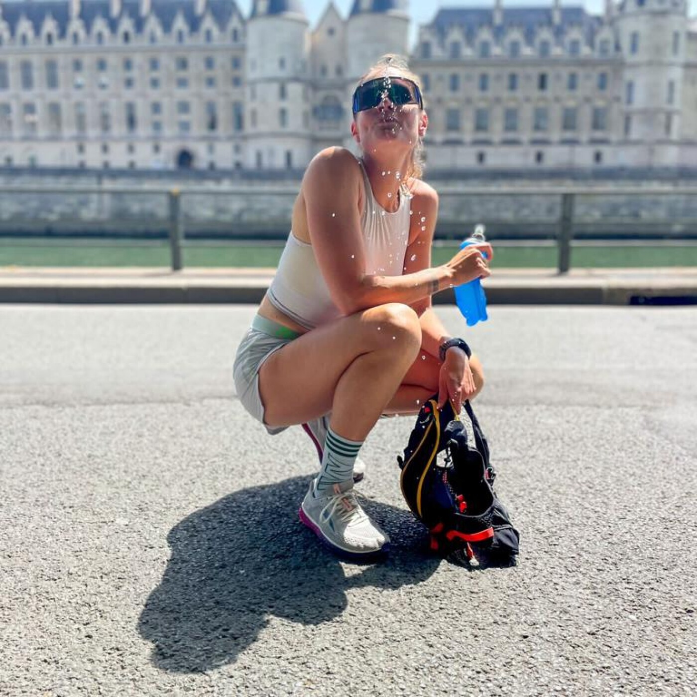 😎HORS SÉRIE DANS LA POIRE CHILLAX !😎 LUCILE WOODWARD : " IL VA Y AVOIR DU SPORT! "