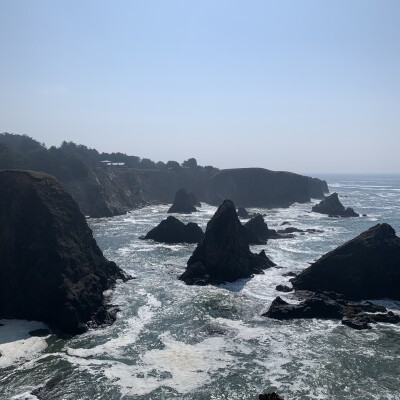 Le voyage à travers le podcast cover