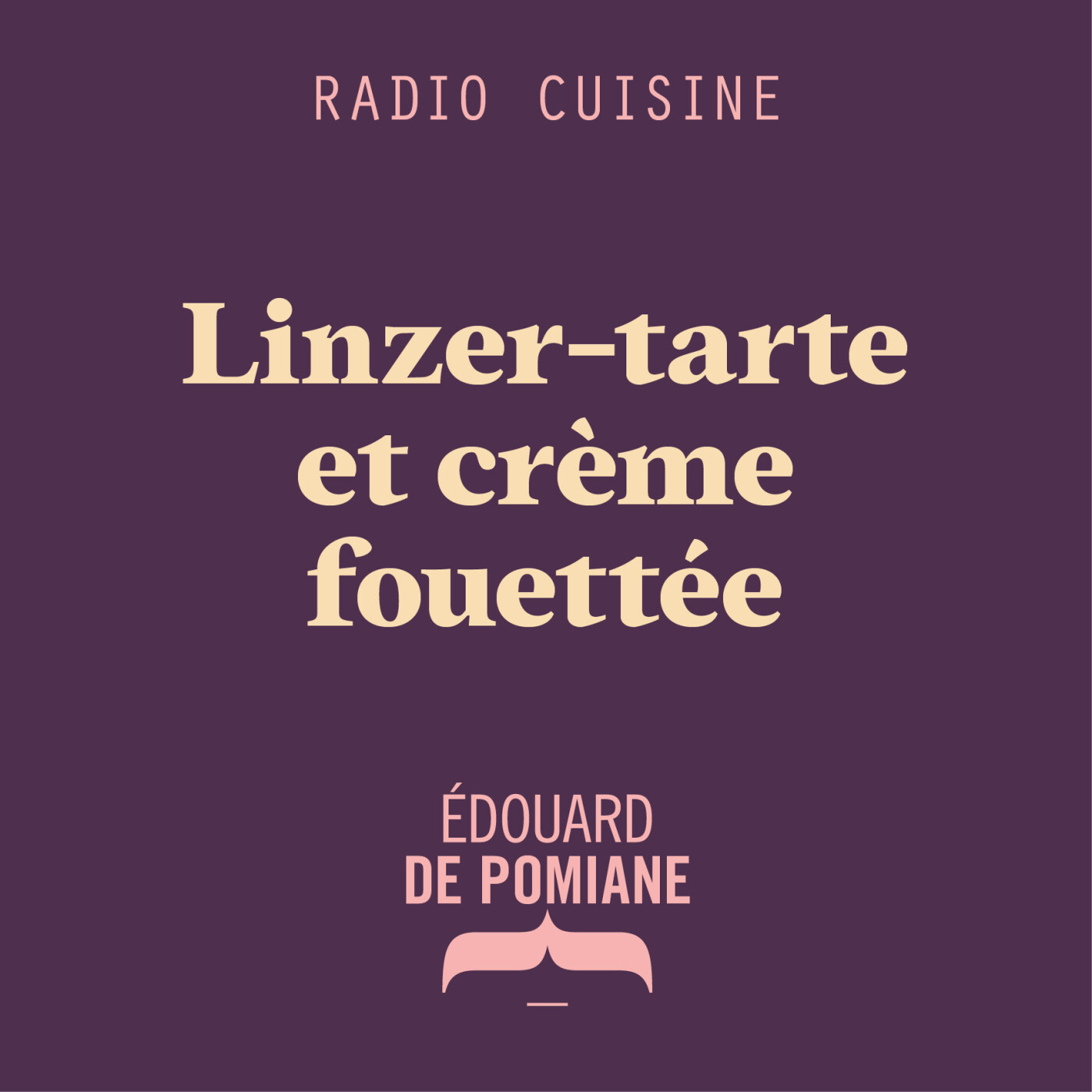 Linzer-tarte et crème fouettée