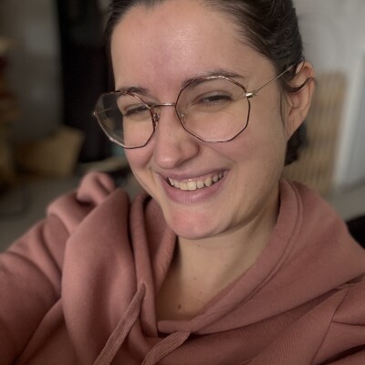 Episode 6, Comment vivre avec son endométriose avec Edith cover