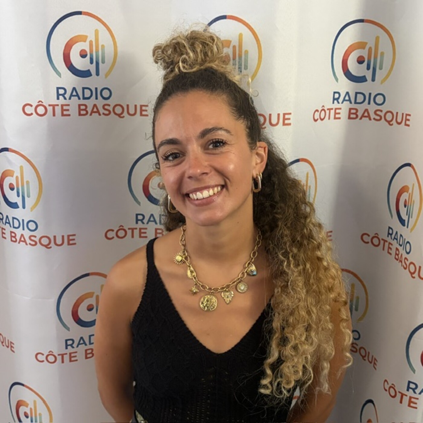 #119 - Charlotte Soleres - comédienne, chanteuse et danseuse. episode artwork