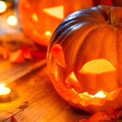 Halloween exotique à Paris ! cover