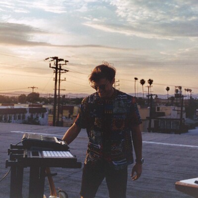 FG MUSIC STORY – QUELQUES NOUVEAUTÉS MUSICALES : MØME ET SON « BLUE SUMMER » cover