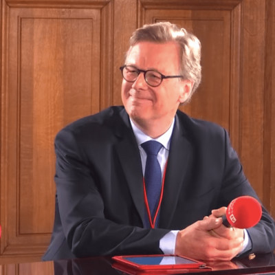 Débat : “Comment faire pour que le plan de relance dope la transformation du service public ?” cover