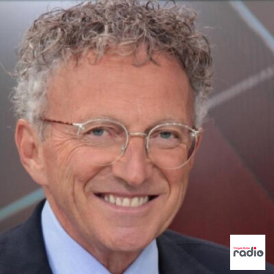 LES ENTRETIENS DE LA TABLE ROUGE - Nelson Monfort cover