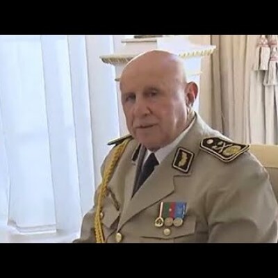 Le général-major M’henna Djebbar : l’histoire secrète d’une brutale et troublante mise à la retraite cover