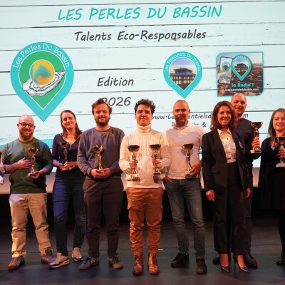 Ce jeudi 8 octobre, depuis Biganos, s'est tenue la 6ème édition des Perles du Bassin. A l'issue de la cérémonie, les lauréats ont livré leur cover