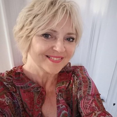 Interview Régine Ortiz Astrologue et Tarologue cover