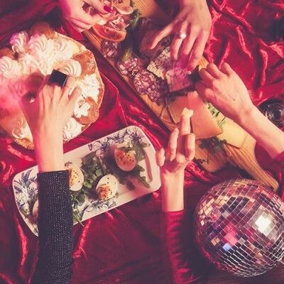 Le Rideau Rouge : un restaurant à Carcassonne, à la gloire du théâtre cover