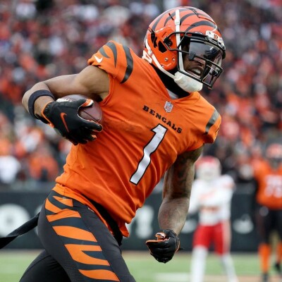 Domingo de NFL Semana 17 / 2021 (USA na Rede #337) cover