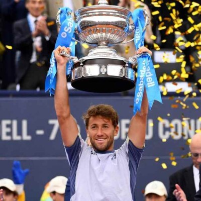 (Épisode en duo) - Casper Ruud, la force tranquille; Rybakina joue les trouble-fêtes à Stuttgart cover