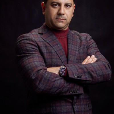 Faut-il philosopher l’intimidation ? Oui, en pratiquant la boxe - par Hachimi Alaoui cover