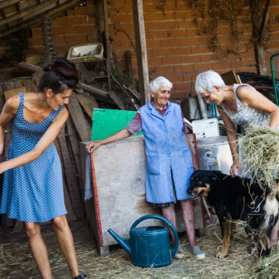 BONUS 💝 Champs Libres, 3 générations d'agricultrices au fil des saisons cover